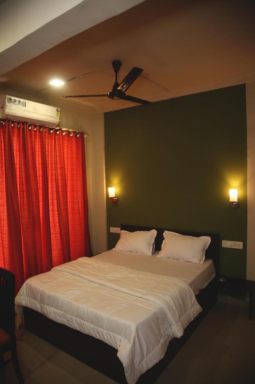 Elite Inn لونافالا المظهر الخارجي الصورة