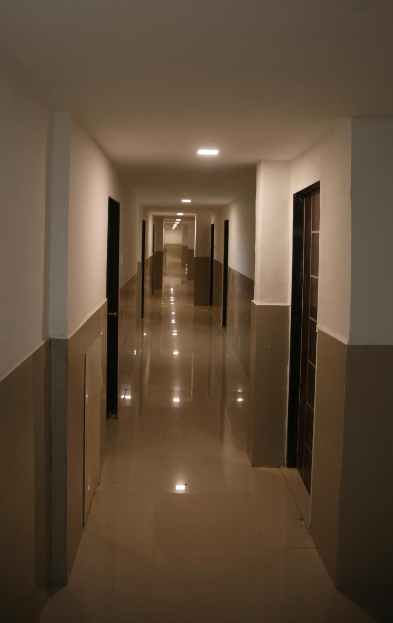 Elite Inn لونافالا المظهر الخارجي الصورة