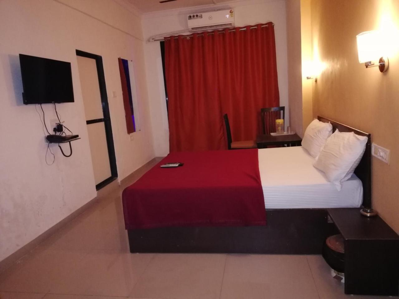Elite Inn لونافالا المظهر الخارجي الصورة